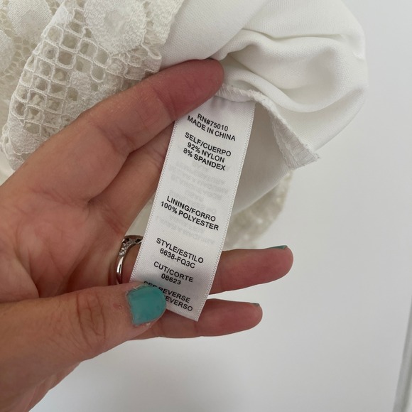 City Triangles Ivory Lace V-neck Skater Dress Juniors Size 11 - Picture 6 of 9